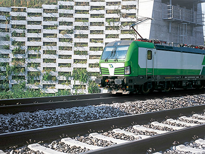 Stützwand im Bahnbau