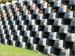 VÖB Löffelsteine für Betonmauer